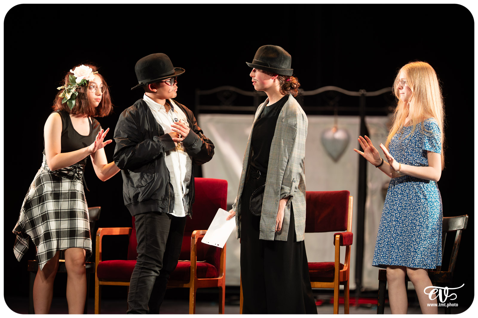 LES FEMMES SAVANTES (ATELIER THÉÂTRE DU COLLÈGE FOCH)